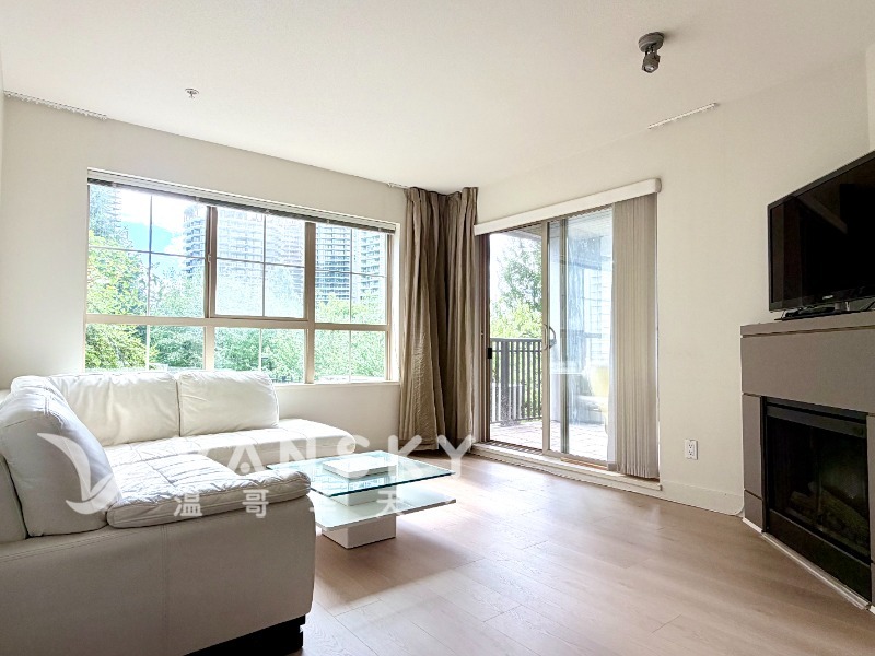 260705142658_Living Room-N.jpg